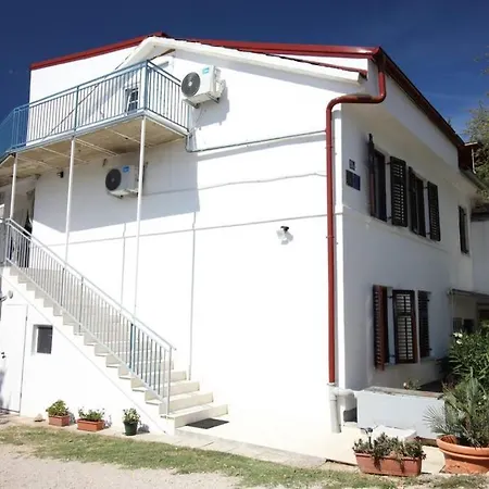 Apartment- Family Malinska