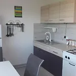 아파트 Apartment- Family *