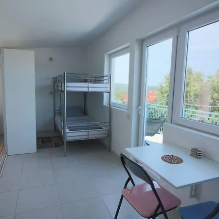 Apartment- Family Apartment Malinska