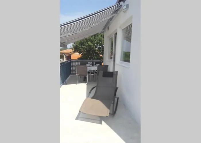 Apartment- Family דירה *