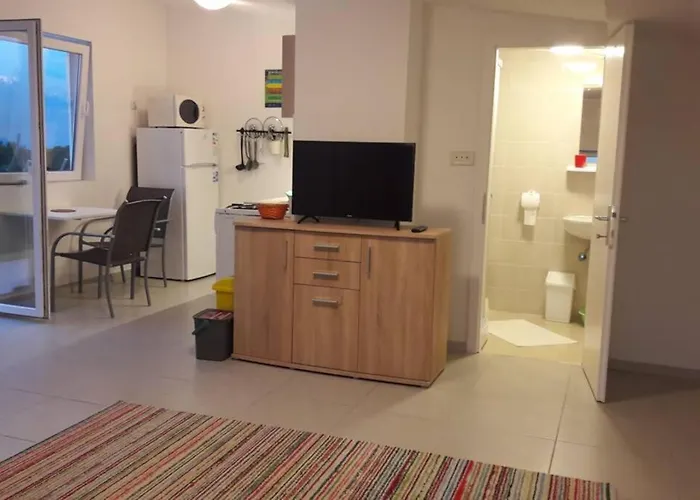 Apartment- Family דירה